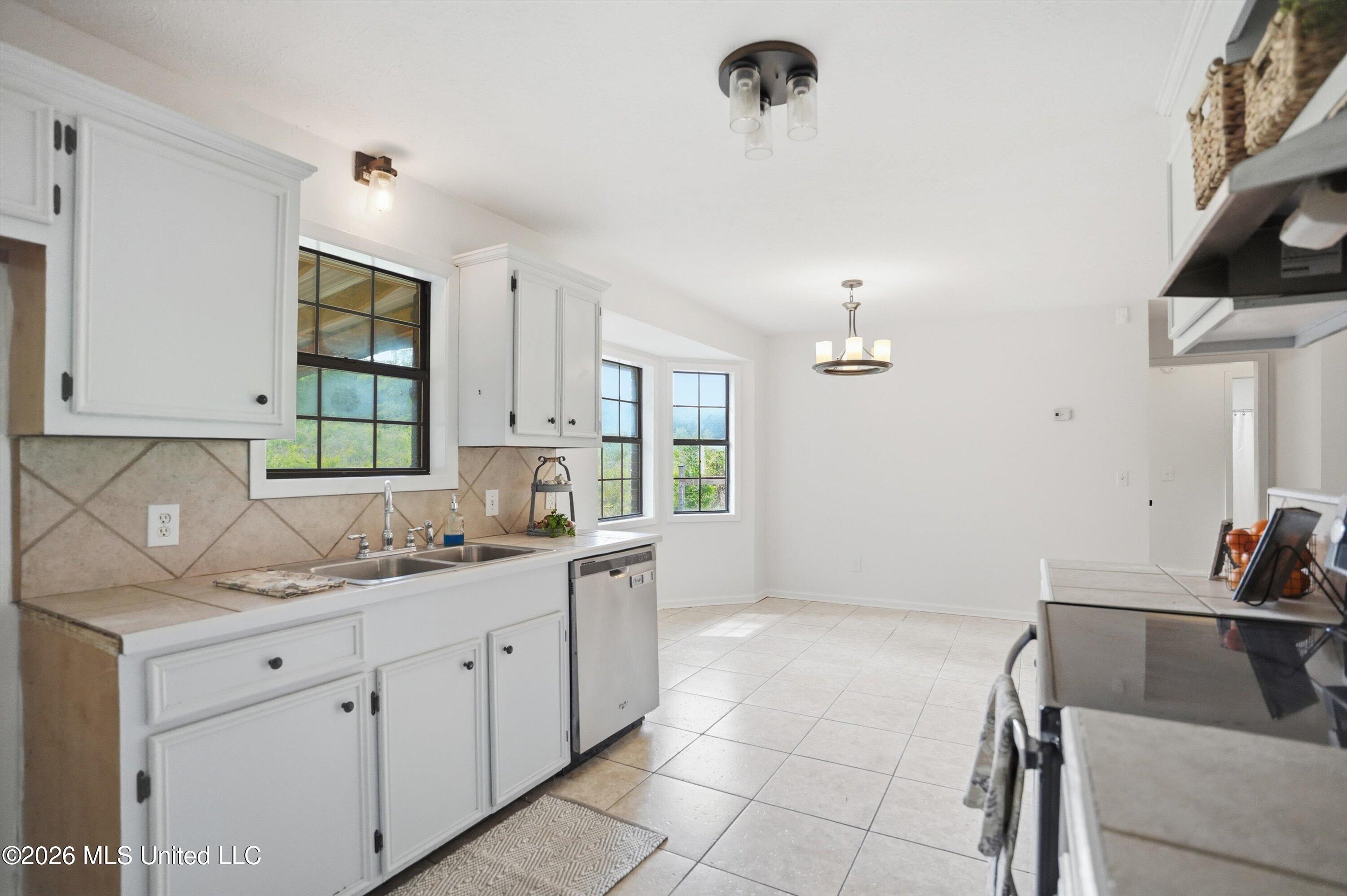 1710 Pigg Town Road Lena, MS 39094 - Photo 12 of 41 08-1710_Pigg_Town_Rd_008