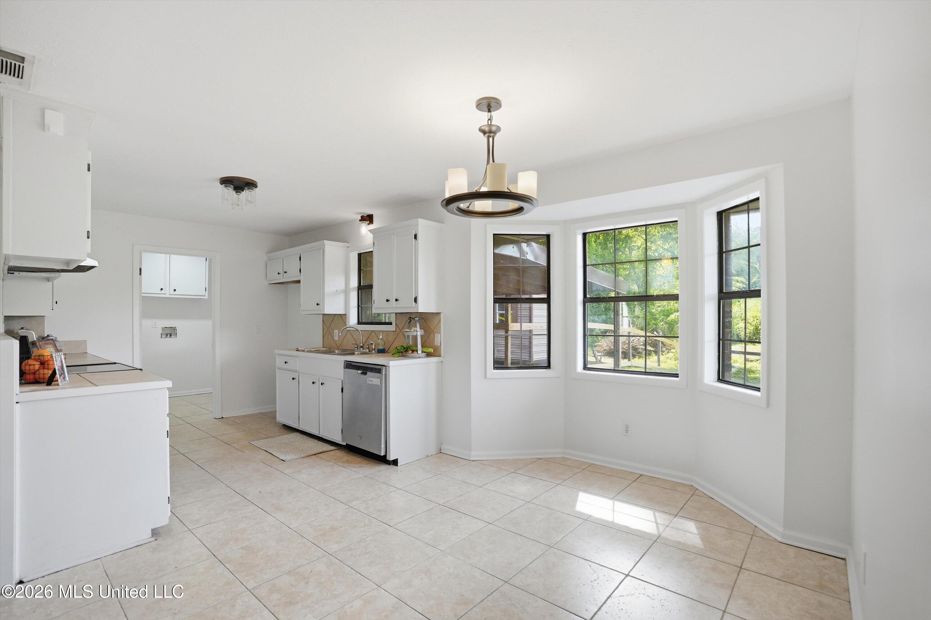 1710 Pigg Town Road Lena, MS 39094 - Photo 13 of 41 03-1710_Pigg_Town_Rd_003