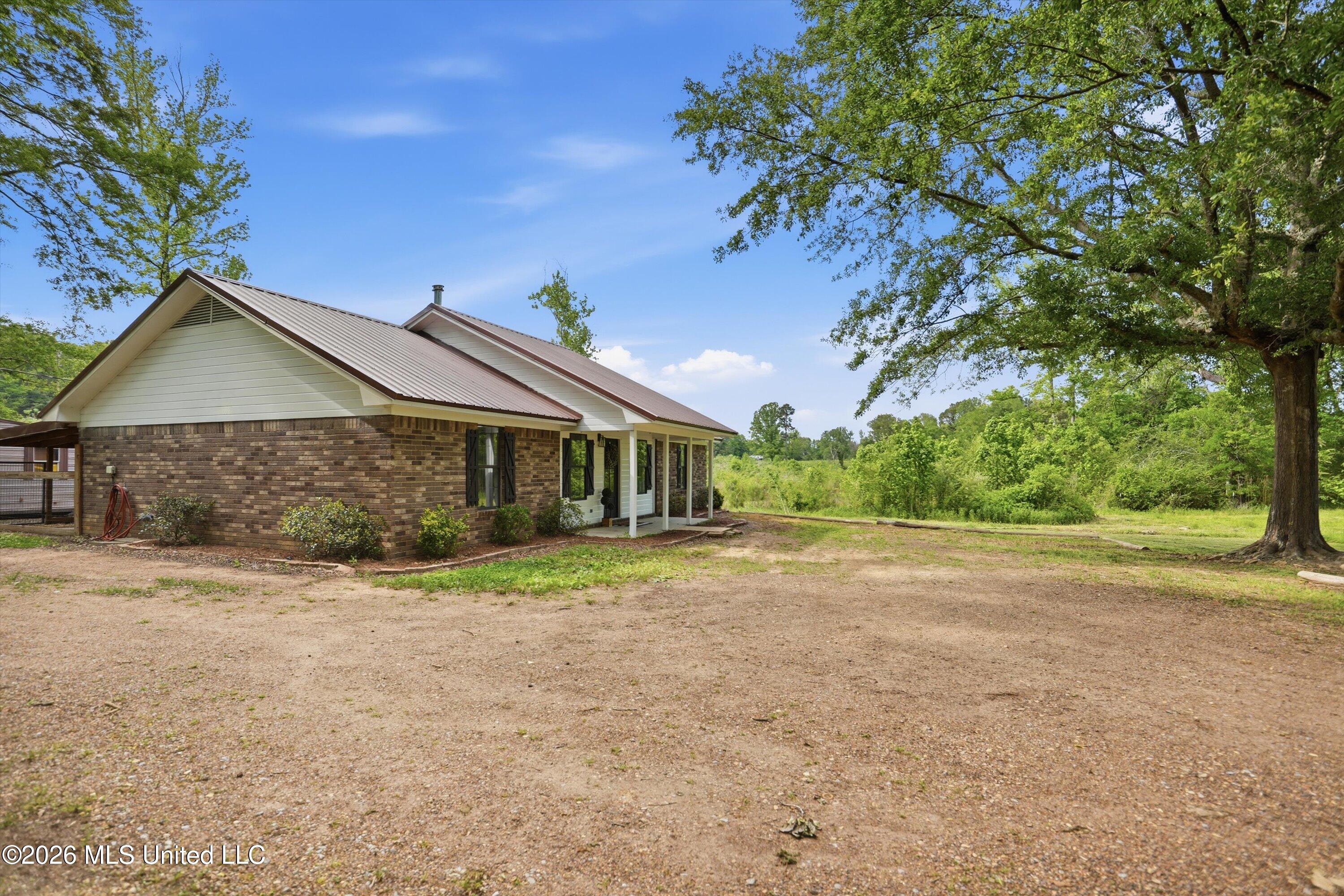 1710 Pigg Town Road Lena, MS 39094 - Photo 26 of 41 34-1710_Pigg_Town_Rd_034