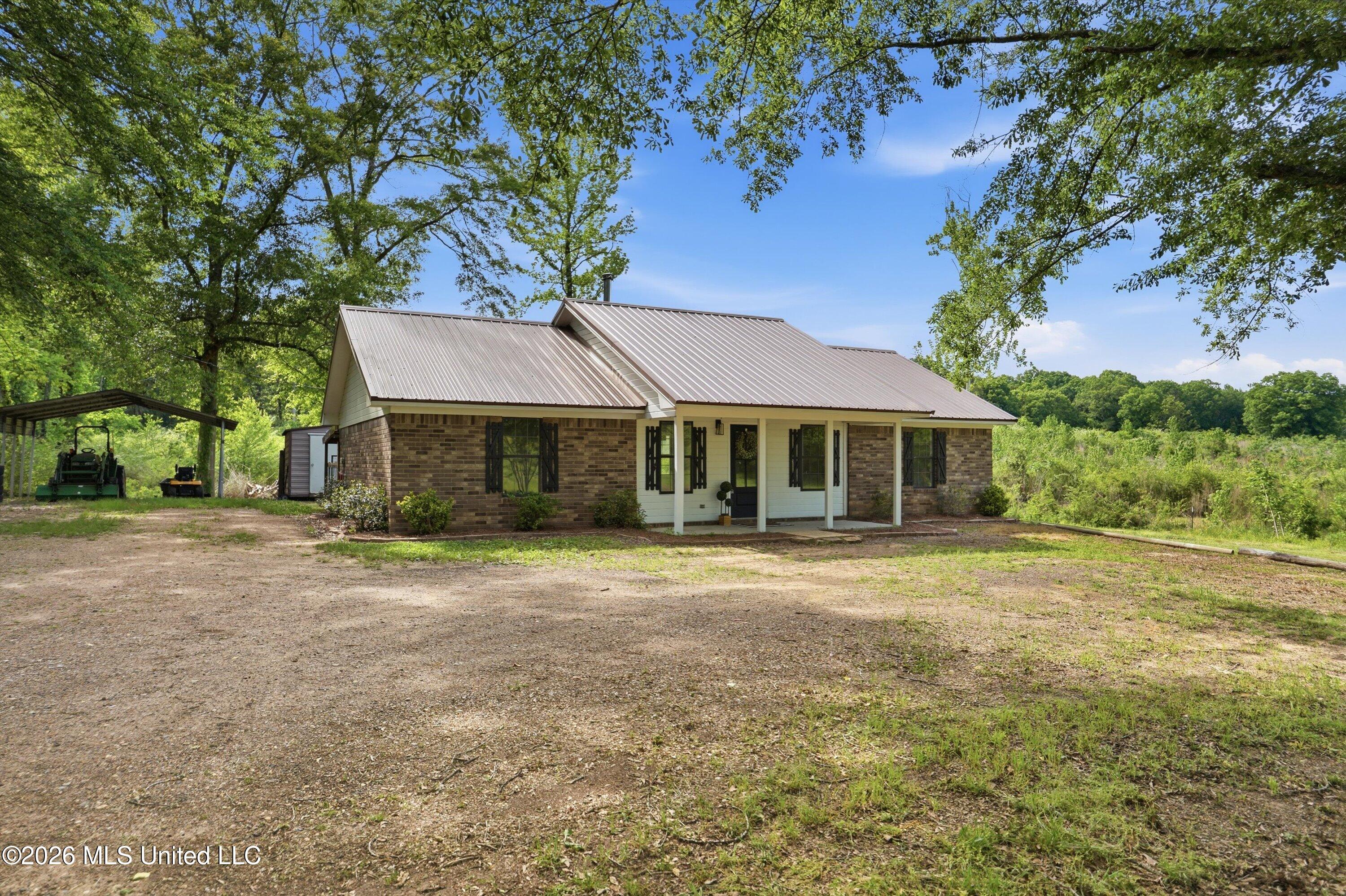 1710 Pigg Town Road Lena, MS 39094 - Photo 3 of 41 25-1710_Pigg_Town_Rd_025