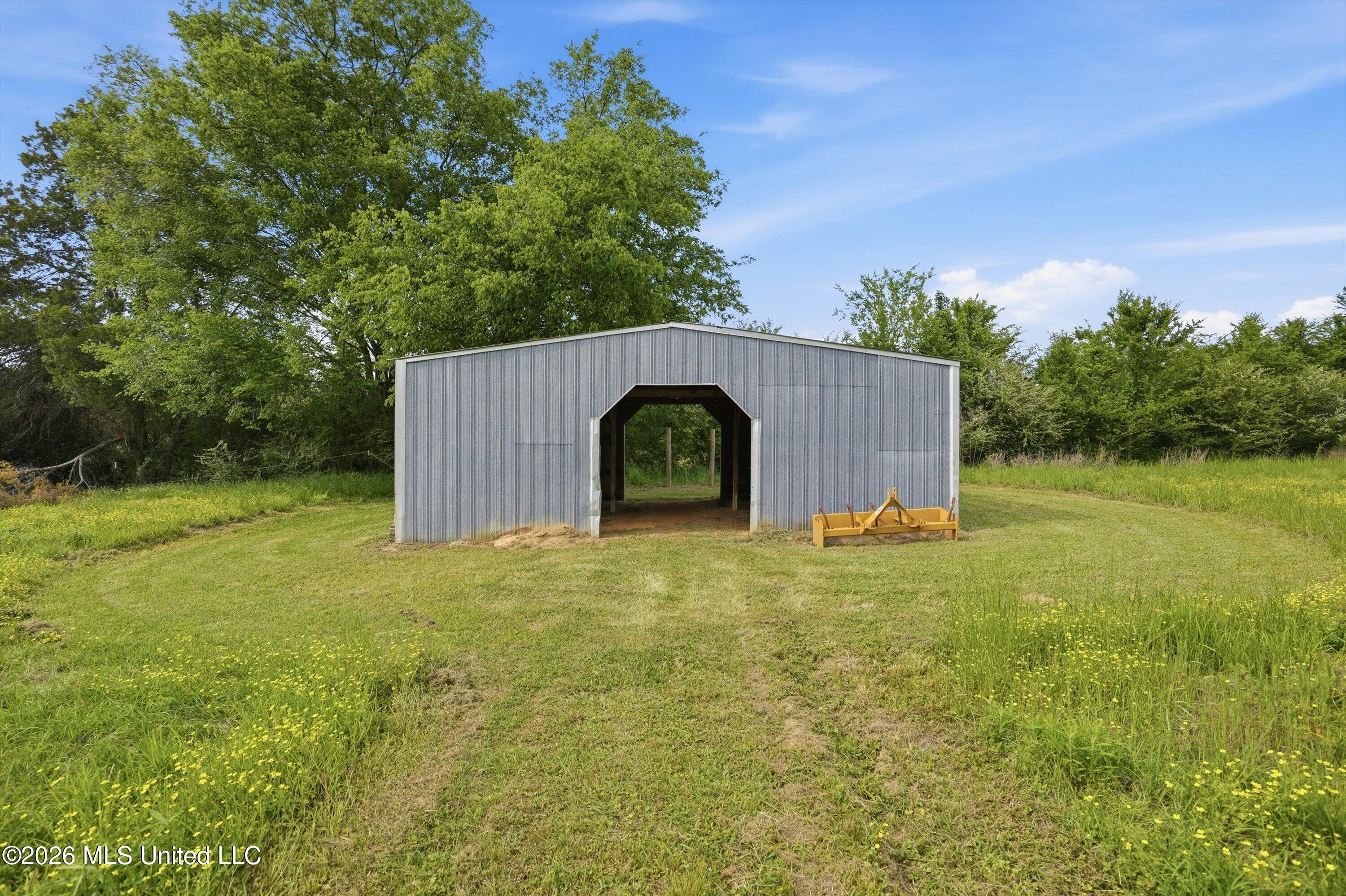 1710 Pigg Town Road Lena, MS 39094 - Photo 35 of 41 39-1710_Pigg_Town_Rd_039