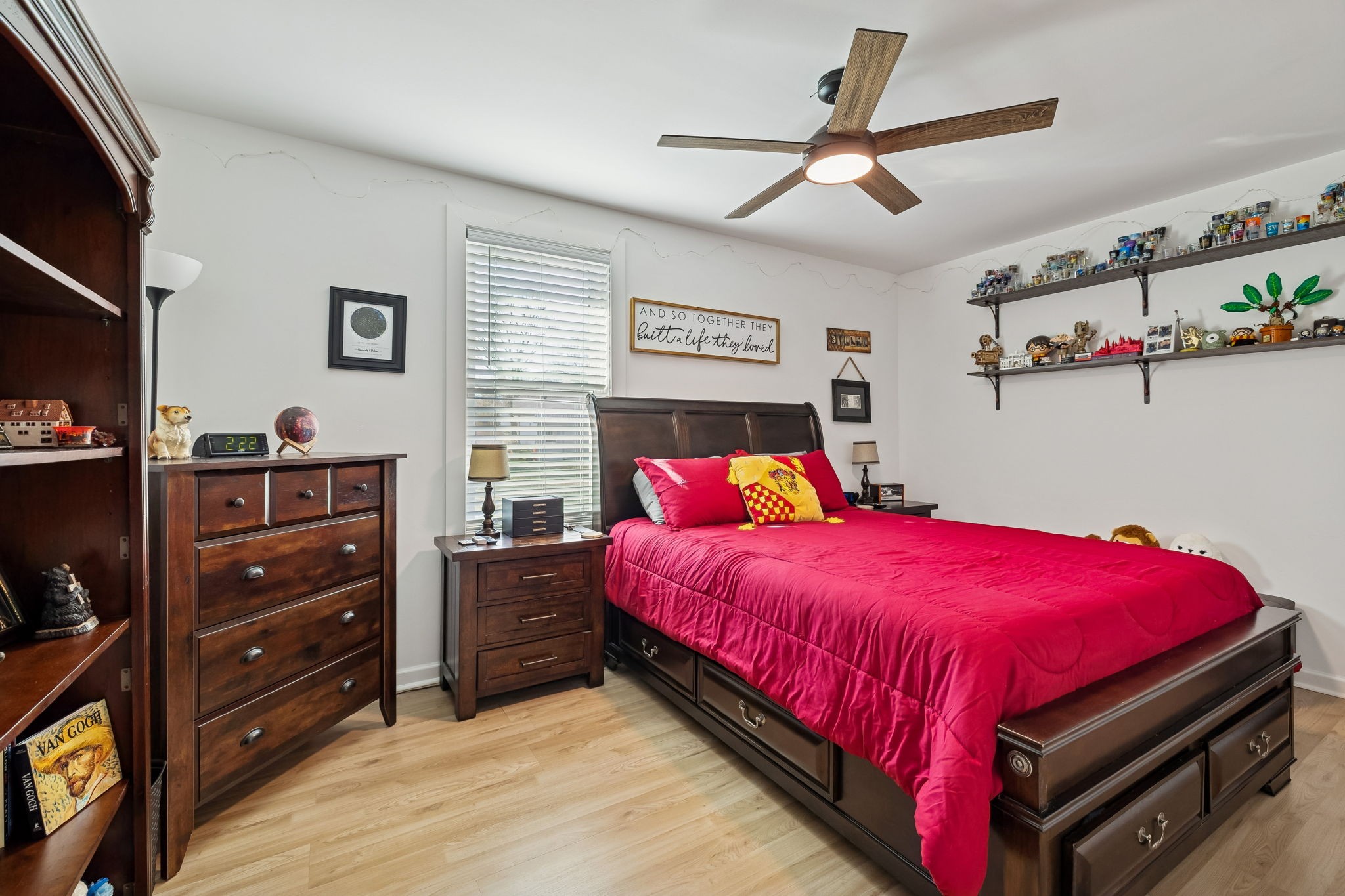 236 Commerce Avenue Watertown, TN 37184 - Photo 14 of 31 a bed room with a bed and a window