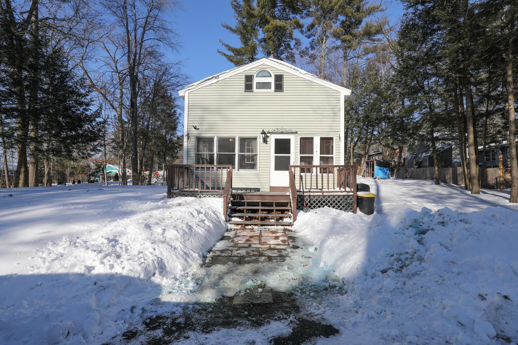 2 Karen Road Dunbarton, NH 03046 - Photo 2 of 25