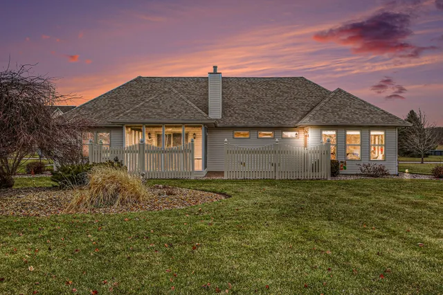 $464,900 | 210 Windy Oak Drive, Hebron, IN 46341