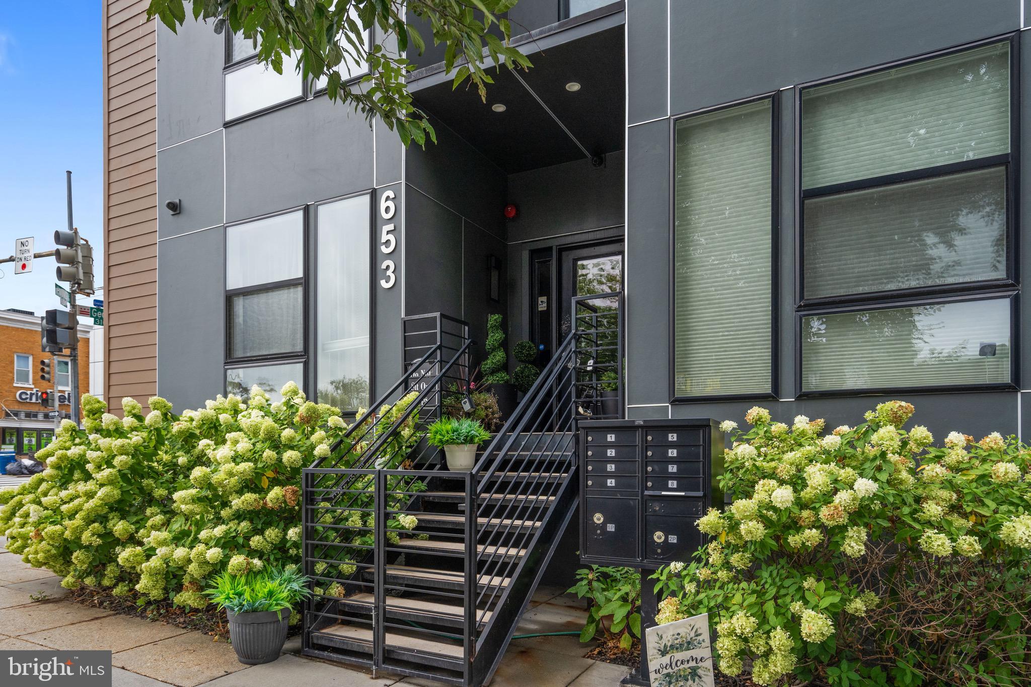 653 Irving Street Northwest, Unit 7 Washington, DC 20010 - Photo 26 of 31 a front view of a house