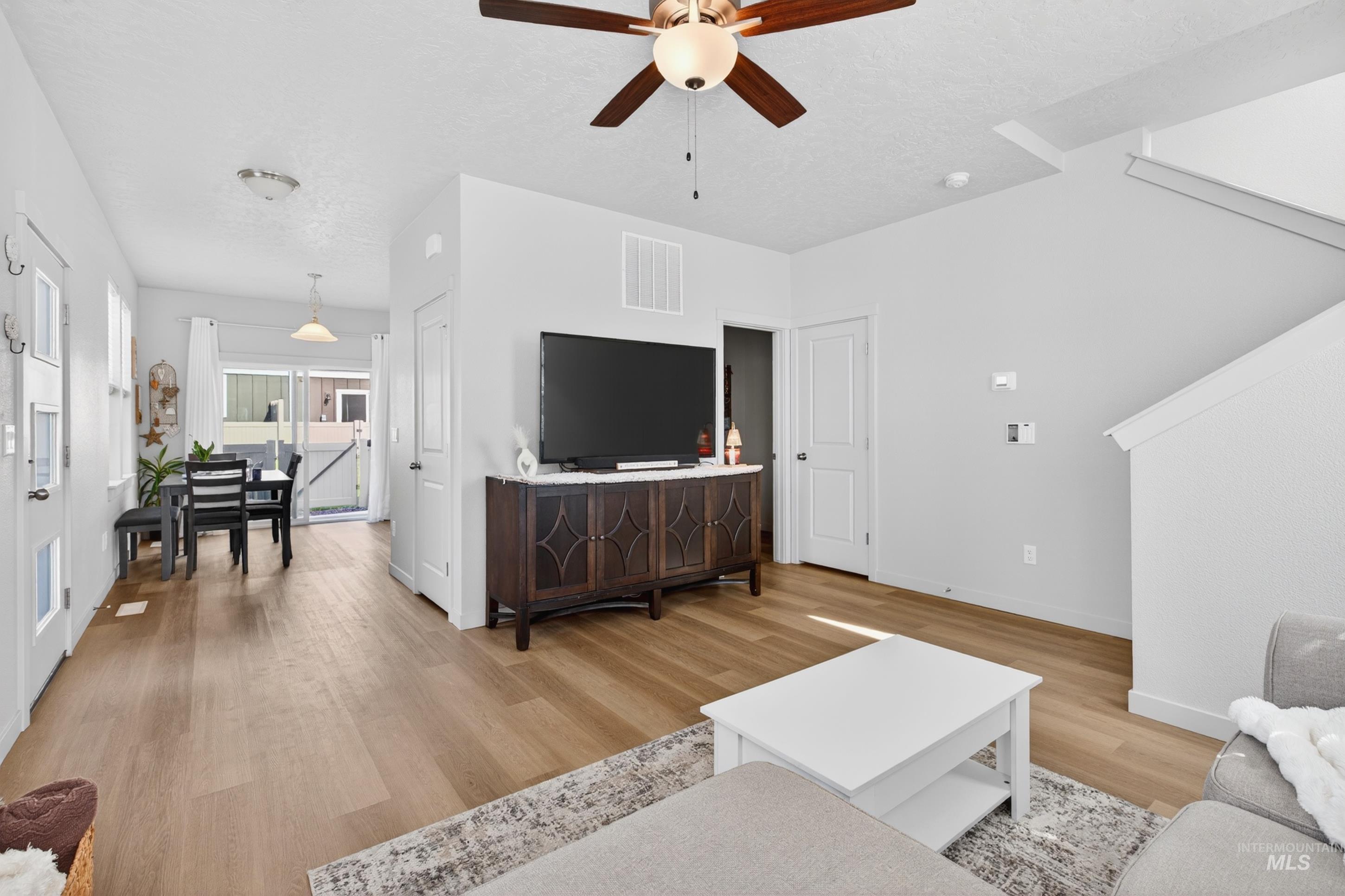 10698 West Springgold Drive Boise, ID 83709 - Photo 9 of 40