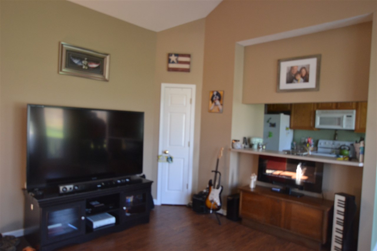 7844 West Elwren Road Bloomington, IN 47403 - Photo 12 of 25 Gallery Image 12