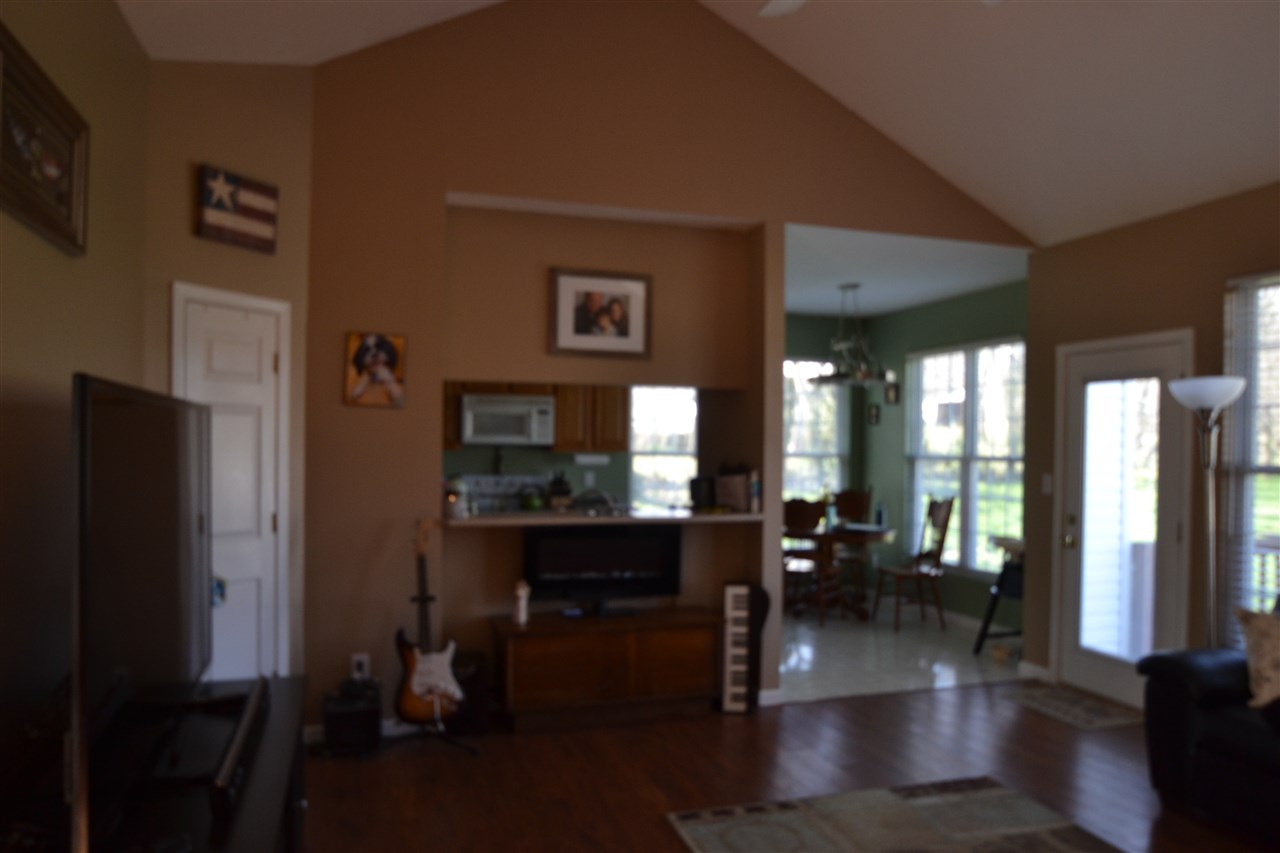 7844 West Elwren Road Bloomington, IN 47403 - Photo 14 of 25 Gallery Image 14