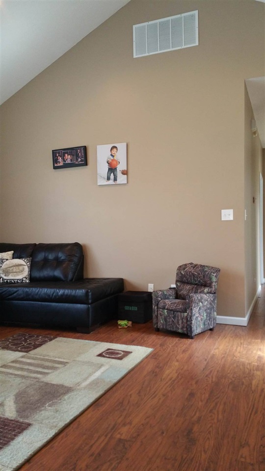 7844 West Elwren Road Bloomington, IN 47403 - Photo 4 of 25 Gallery Image 4