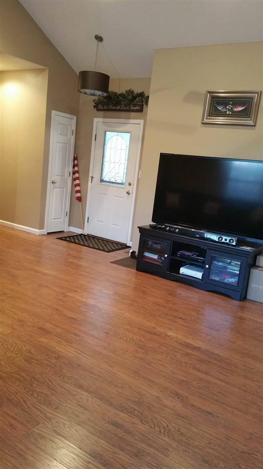 7844 West Elwren Road Bloomington, IN 47403 - Photo 7 of 25 Gallery Image 7