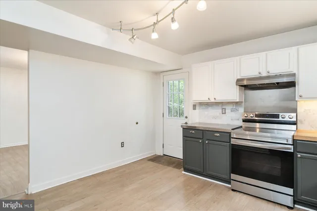 $479,999 | 1037 Biltmore Avenue, West River, MD 20778