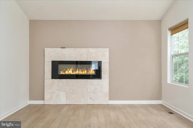 $479,999 | 1037 Biltmore Avenue, West River, MD 20778