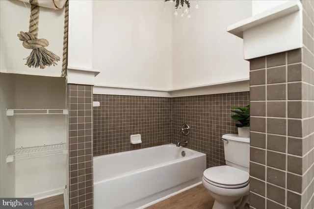 $479,999 | 1037 Biltmore Avenue, West River, MD 20778