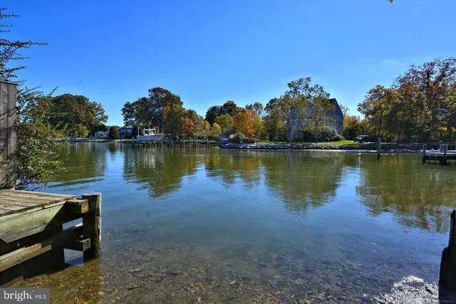 $479,999 | 1037 Biltmore Avenue, West River, MD 20778