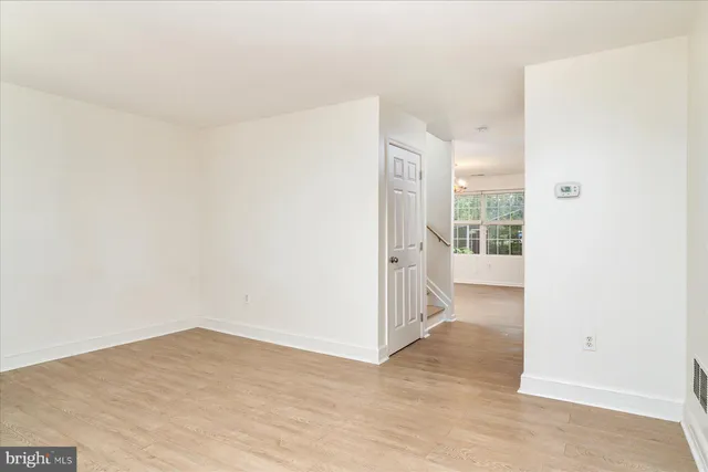 $479,999 | 1037 Biltmore Avenue, West River, MD 20778