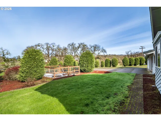 $589,000 | 199 Blands Lane, Roseburg, OR 97471