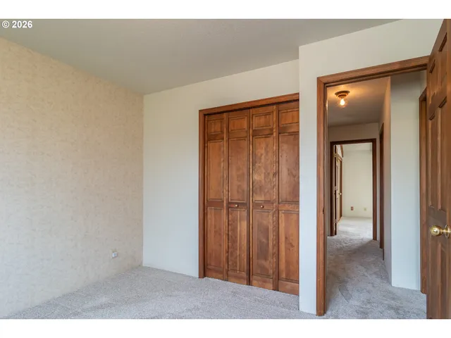 $589,000 | 199 Blands Lane, Roseburg, OR 97471