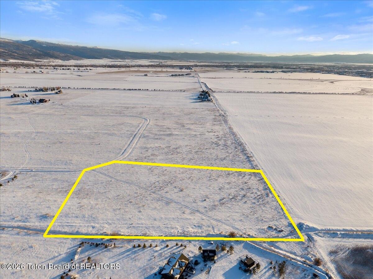 443 Treasure Mountain Loop Driggs, ID 83422 - Photo 8 of 20 Aerial_Looking_S_Outline_appx