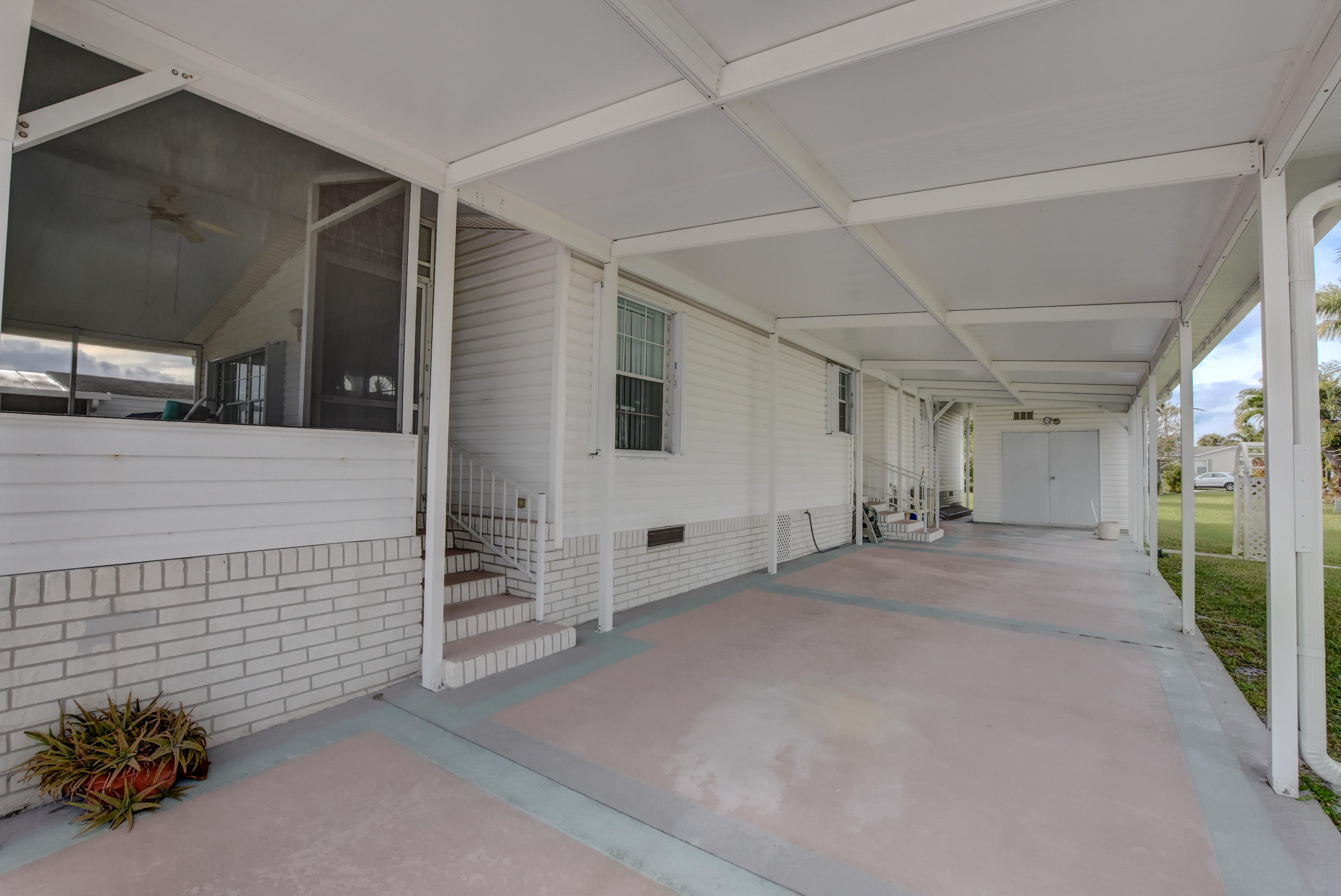 1571 Southwest 65th Avenue Boca Raton, FL 33428 - Photo 3 of 38 Car Port