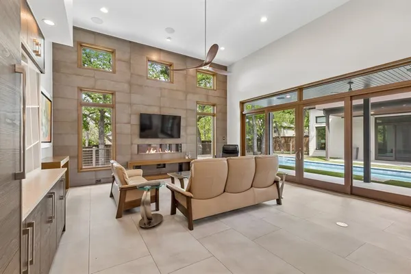 $1,950,000 | 548 Oak Grove Lane, Coppell, TX 75019