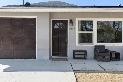 $995,000 | 1315 Hillcrest Drive, Alpine, CA 91901