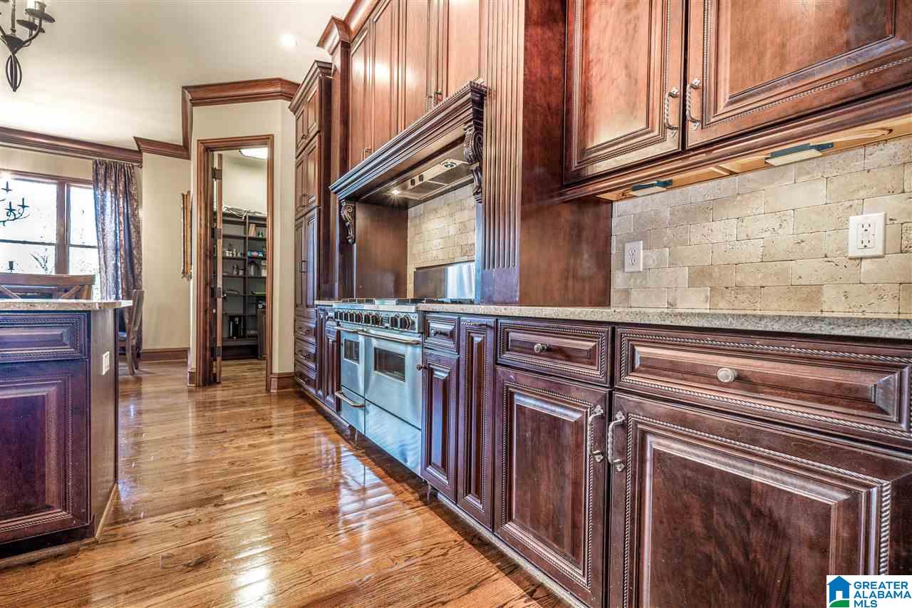 2428 Rocky Ridge Road Birmingham, AL 35243 - Photo 15 of 41