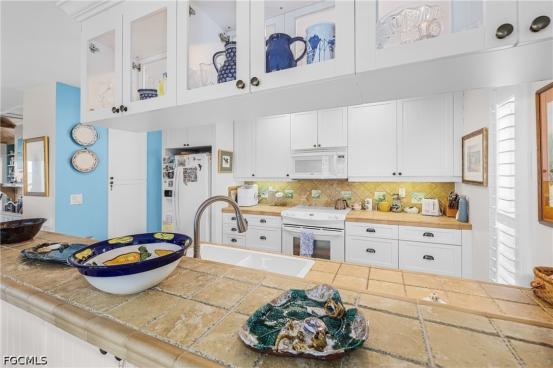 123 Useppa Island, Unit B Useppa Island, FL 33922 - Photo 44 of 50