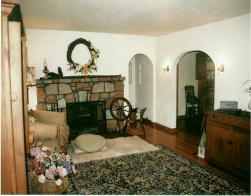 500 Main Street Prospect, PA 16052 - Photo 8 of 8 Living Room.