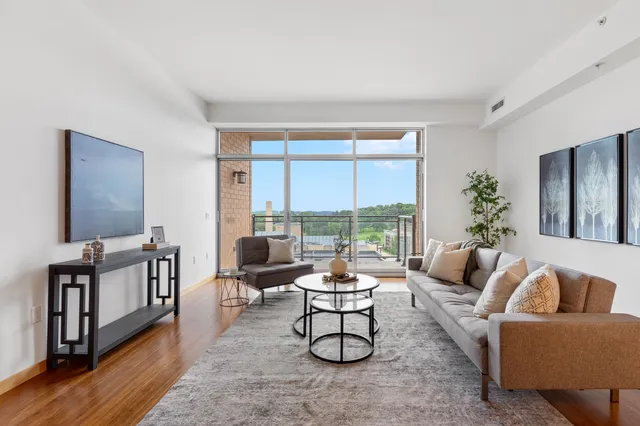 $600,000 | 625 North Segoe Road, Unit 702, Madison, WI 53705