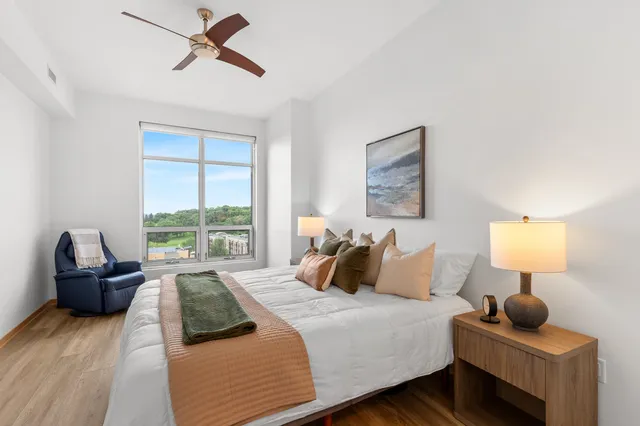 $600,000 | 625 North Segoe Road, Unit 702, Madison, WI 53705