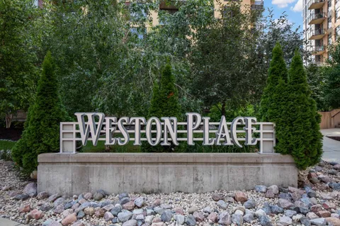 $600,000 | 625 North Segoe Road, Unit 702, Madison, WI 53705