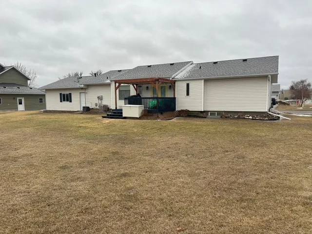 $359,999 | 306 7th Street Southwest, Roseau, MN 56751
