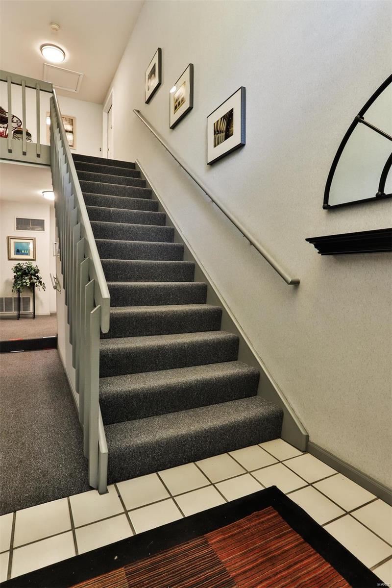 710 Lofty Point Drive, Unit D Ballwin, MO 63021 - Photo 8 of 39