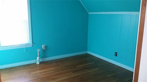 118 Marshall Road Lowell, MA 01852 - Photo 8 of 10 Gallery Image 8