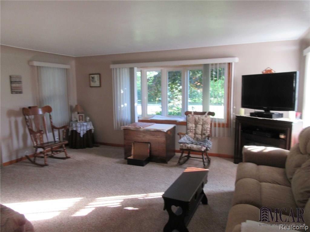 831 East Hurd Road Monroe, MI 48162 - Photo 14 of 34