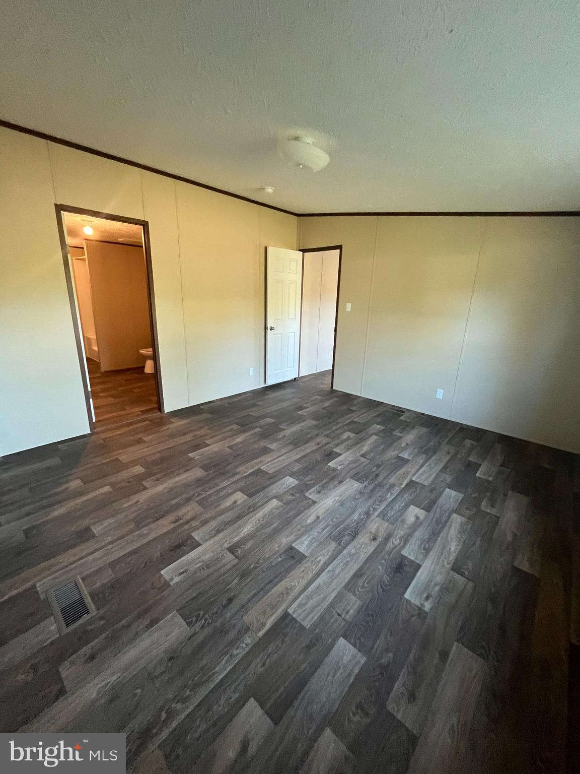 1555 Tavern Run Road Hague, VA 22469 - Photo 4 of 14 Master