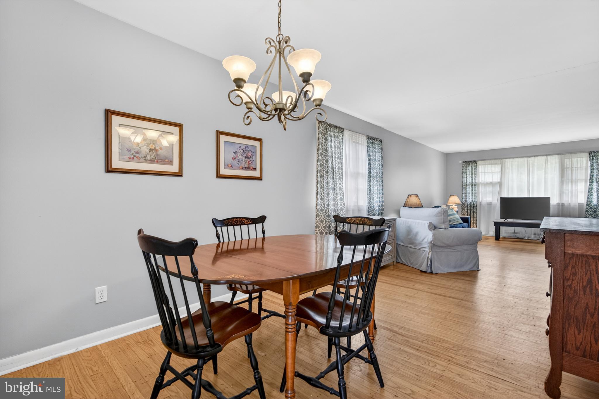 528 Lee Ann Road Cherry Hill, NJ 08034 - Photo 6 of 38 Dining room