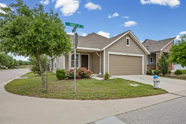 $2,095 | 5800 Marostica Lane, Unit 70, Round Rock, TX 78665
