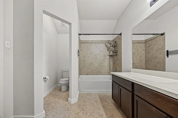 $2,095 | 5800 Marostica Lane, Unit 70, Round Rock, TX 78665