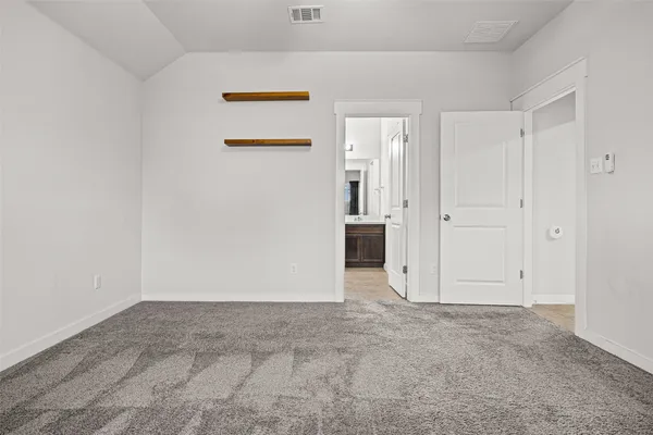 $2,095 | 5800 Marostica Lane, Unit 70, Round Rock, TX 78665