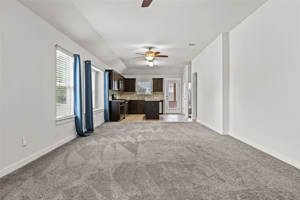 $2,095 | 5800 Marostica Lane, Unit 70, Round Rock, TX 78665