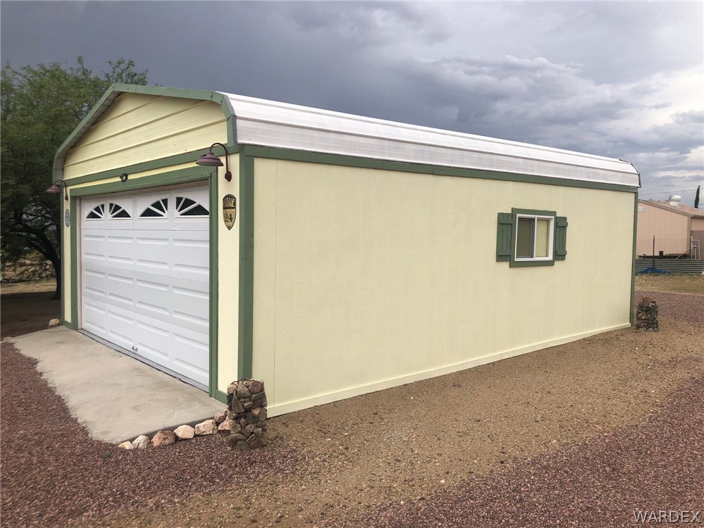 3968 Bosque Road Golden Valley, AZ 86413 - Photo 23 of 35