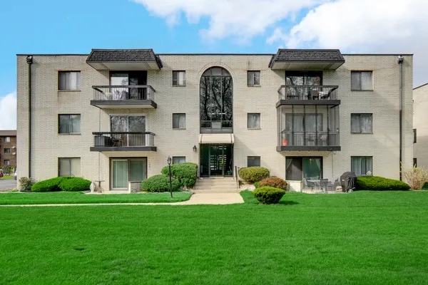 $175,000 | 5715 129th Street, Unit 1C, Crestwood, IL 60418
