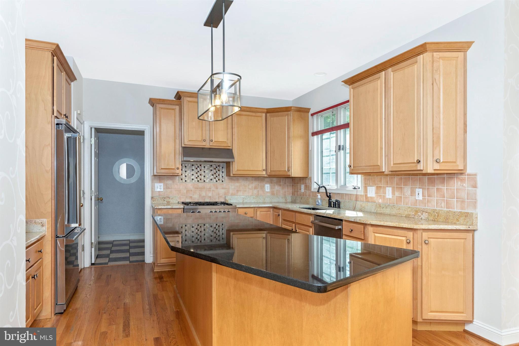 17 Norristown Road Blue Bell, PA 19422 - Photo 13 of 39 Premium appliances in kitchen