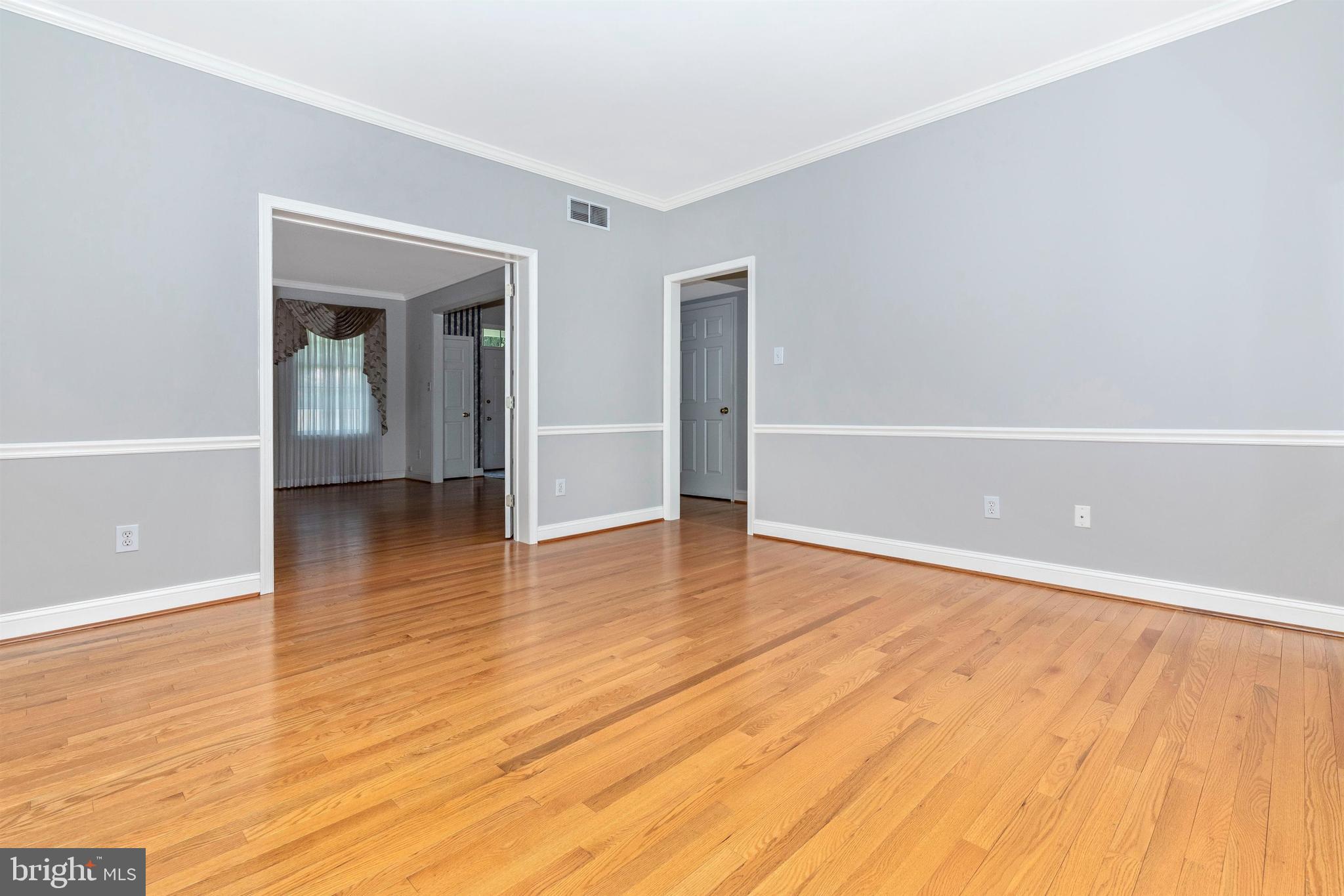 17 Norristown Road Blue Bell, PA 19422 - Photo 6 of 39 1st Floor home office