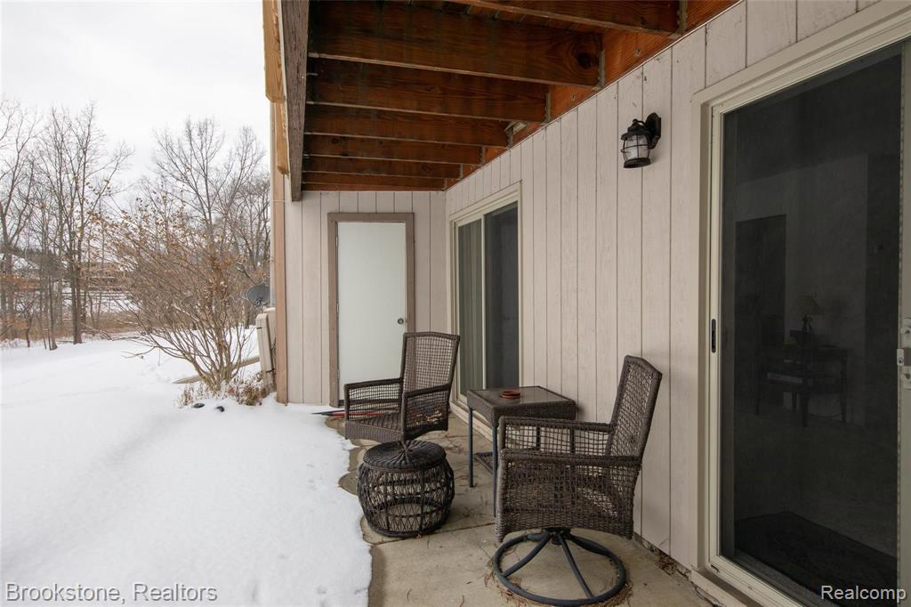 1677 Riverside Drive, Unit 13 Rochester Hills, MI 48309 - Photo 6 of 21