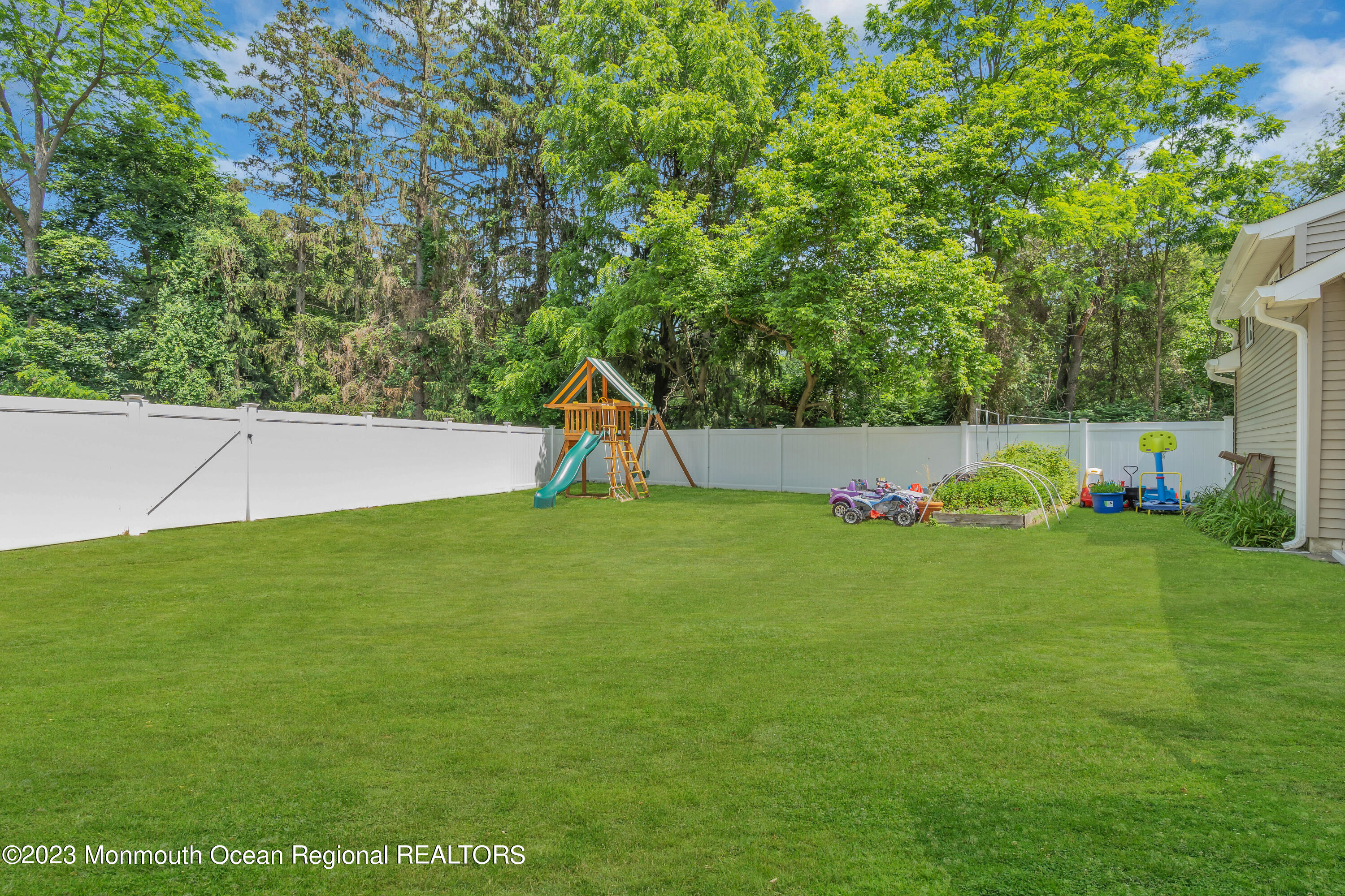 14 Hope Road Tinton Falls, NJ 07724 - Photo 40 of 44 050_dsc09059-1