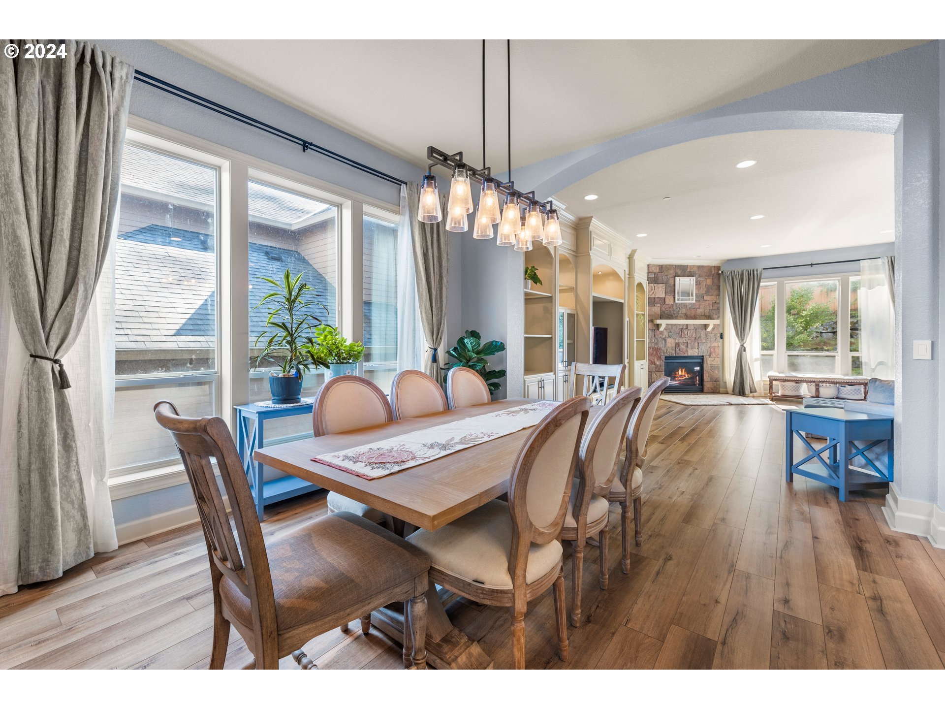 606 Northwest 24th Circle Camas, WA 98607 - Photo 5 of 48 a dining room with furniture window and wooden floor