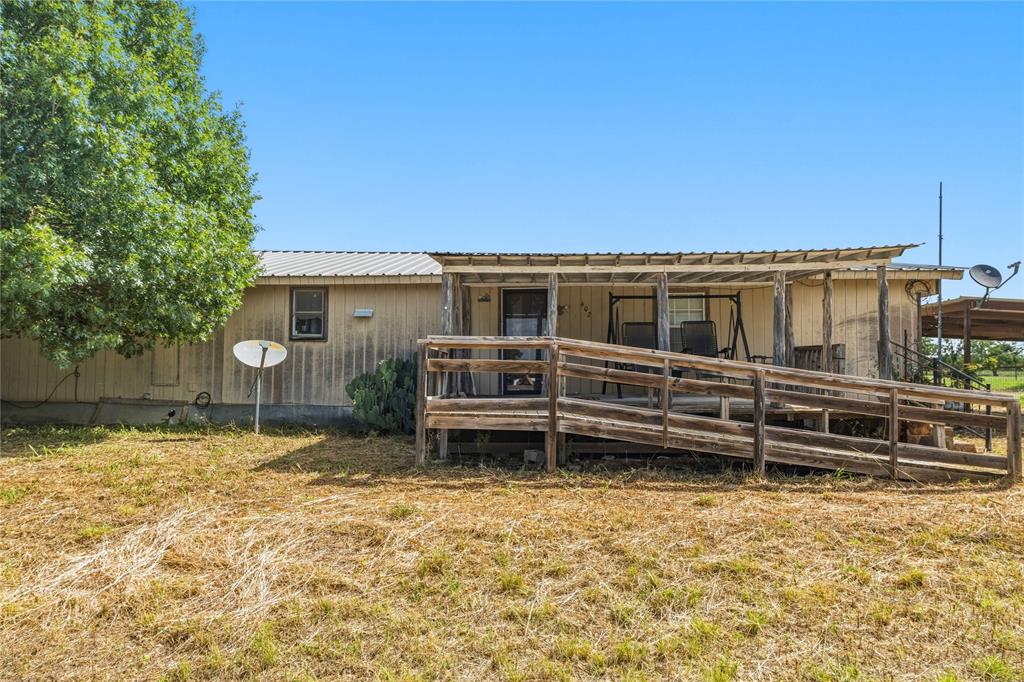 402 East Sherman Mullin, TX 76864 - Photo 19 of 29