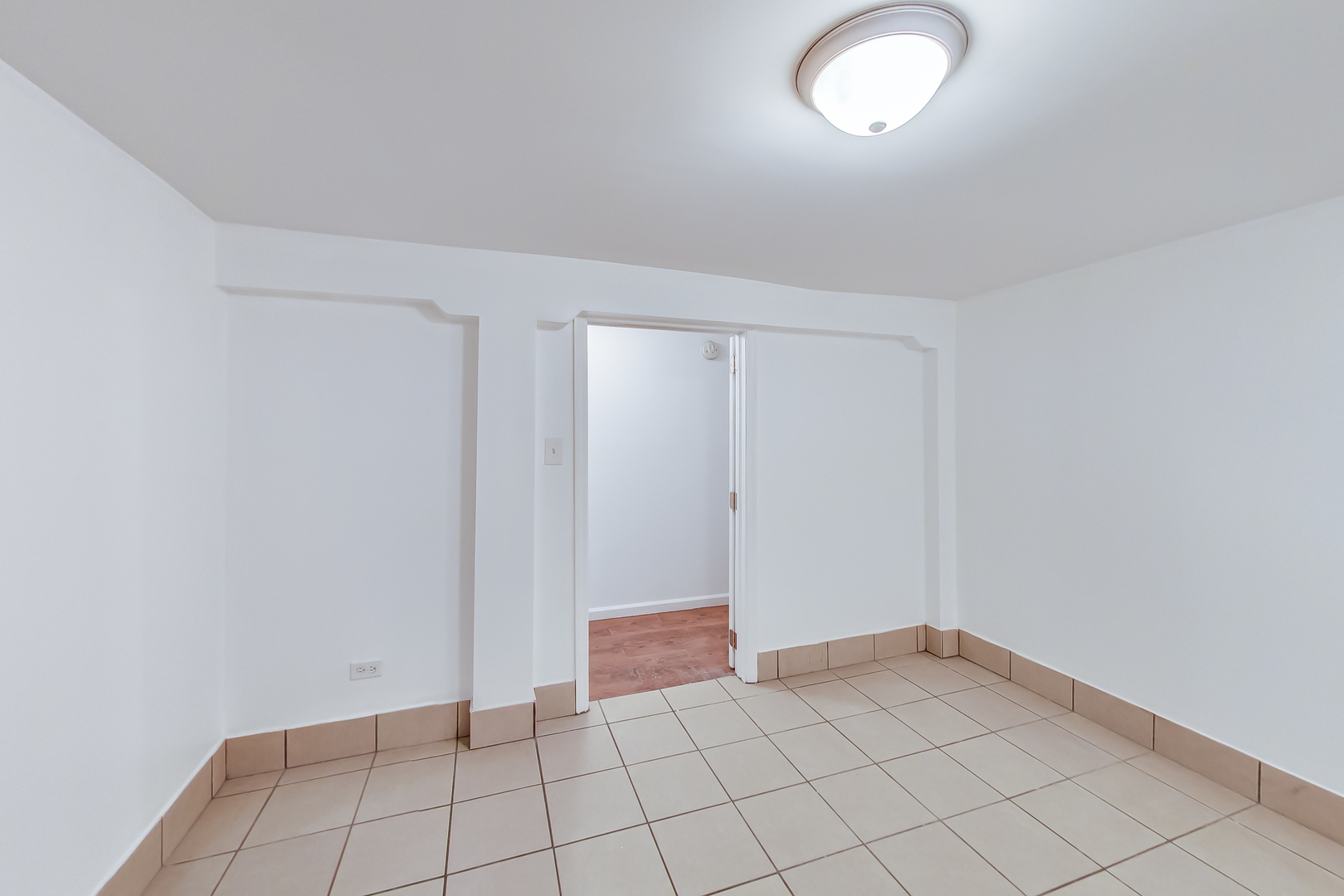 1138 West Addison Street, Unit 1 Chicago, IL 60613 - Photo 20 of 27